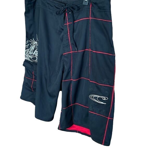 O’Neill Shorts Black Red Square Block Design 36W - Picture 7 of 10
